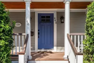 945 Walnut St, Newton, MA 02461 - Photo 3