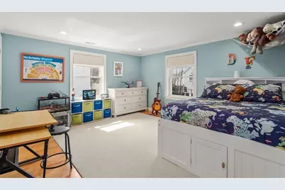 945 Walnut St, Newton, MA 02461 - Photo 21