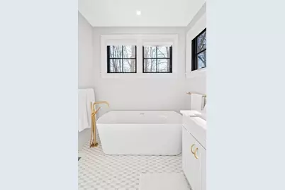 16 Liberty Road, Marblehead, MA 01945 - Photo 17