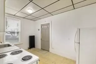 171 Lowell St, Peabody, MA 01960 - Photo 35