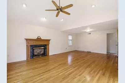 8 Monument Hill Rd, Chelmsford, MA 01824 - Photo 21