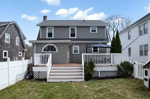 32 Oakland St, Fall River, MA 02720 - Photo 11