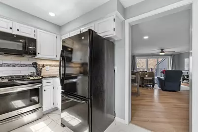 6 Hovey Pond Dr #6, Grafton, MA 01536 - Photo 9