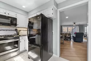 6 Hovey Pond Dr, Grafton, MA 01536 - Photo 9