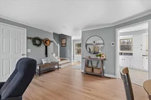 6 Hovey Pond Dr, Grafton, MA 01536 - Photo 5