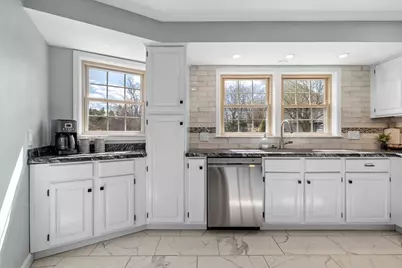 6 Hovey Pond Dr #6, Grafton, MA 01536 - Photo 7