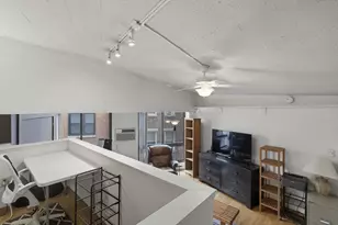 12 Stoneholm St, Boston, MA 02115 - Photo 15