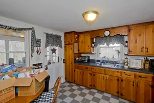 18 Burt Ave, East Longmeadow, MA 01028 - Photo 31