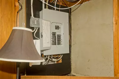 18 Burt Ave, East Longmeadow, MA 01028 - Photo 19