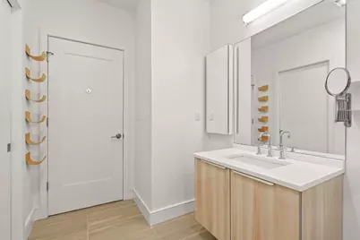 2 W 6th St #108, Boston, MA 02127 - Photo 29