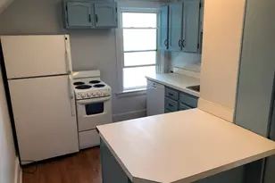 11 Crescent Square, Newton, MA 02458 - Photo 3