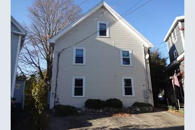 11 Crescent Square #4, Newton, MA 02458 - Photo 1