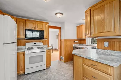 4 Edwin St, Quincy, MA 02171 - Photo 9