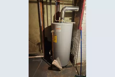 414-416 Sawyer  Street, New Bedford, MA 02746 - Photo 21