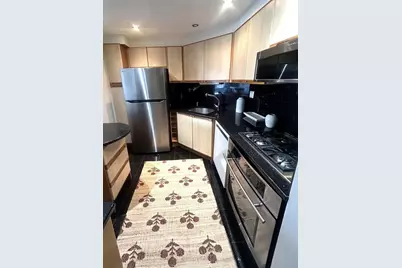 22 Chestnut Place #210, Brookline, MA 02445 - Photo 7