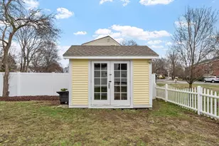 2 Lakeview Ave, Reading, MA 01867 - Photo 31