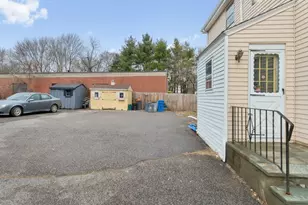 51 Farwell St, Waltham, MA 02453 - Photo 35