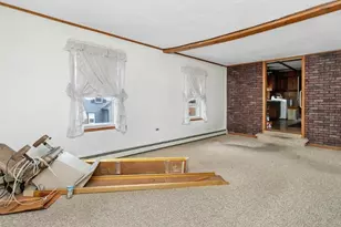 51 Farwell St, Waltham, MA 02453 - Photo 21