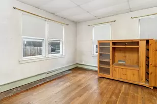 51 Farwell St, Waltham, MA 02453 - Photo 15