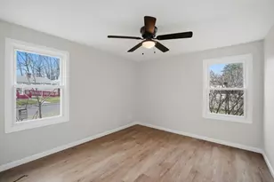 78 W Bay Path Terrace, Springfield, MA 01109 - Photo 17