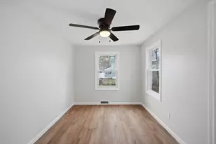 78 W Bay Path Terrace, Springfield, MA 01109 - Photo 9