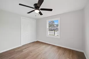 78 W Bay Path Terrace, Springfield, MA 01109 - Photo 21