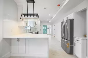 10 Beech St, Cambridge, MA 02140 - Photo 3