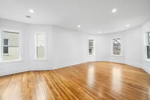 10 Beech St, Cambridge, MA 02140 - Photo 9