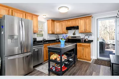 261 School Street N, Barre, MA 01005 - Photo 3