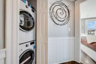 551 E 6th St, Boston, MA 02127 - Photo 21