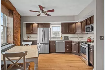 75 Summer St #5, Salem, MA 01970 - Photo 3