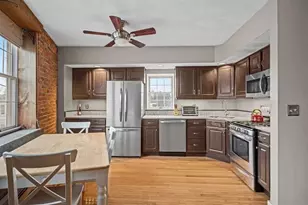 75 Summer St, Salem, MA 01970 - Photo 3