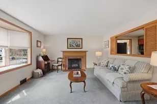 70 Oakcrest Ave, Marlborough, MA 01752 - Photo 9