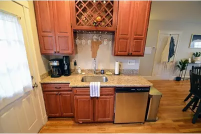 103 Welles Ave #1L, Boston, MA 02124 - Photo 5