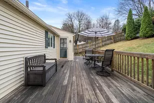 40 Colby Ave, Worcester, MA 01605 - Photo 31