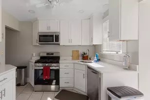 428 Boylston St, Brookline, MA 02445 - Photo 5