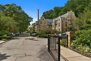 75 Glen Rd, Brookline, MA 02445 - Photo 11