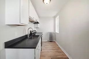 41 Richardson Ave, Wakefield, MA 01880 - Photo 3