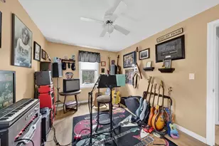 7 Tide Meadows Dr, Berkley, MA 02779 - Photo 23