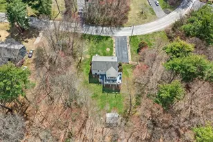 7 Tide Meadows Dr, Berkley, MA 02779 - Photo 5