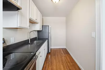 41 Richardson Ave #16, Wakefield, MA 01880 - Photo 5