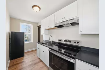 41 Richardson Ave #17, Wakefield, MA 01880 - Photo 3