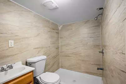 7 Chadwick St, Worcester, MA 01605 - Photo 27