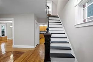 7 Chadwick St, Worcester, MA 01605 - Photo 9