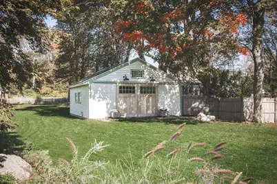 176 Hale St, Beverly, MA 01915 - Photo 33