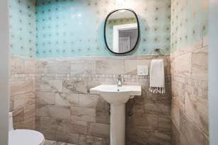 176 Hale St, Beverly, MA 01915 - Photo 13