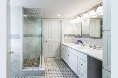 176 Hale St, Beverly, MA 01915 - Photo 19