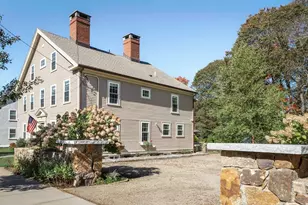 176 Hale St, Beverly, MA 01915 - Photo 35