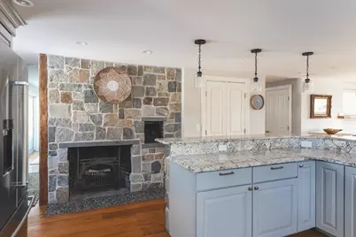 176 Hale St, Beverly, MA 01915 - Photo 7