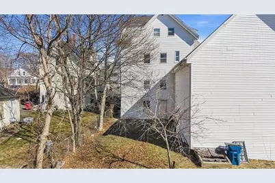 28 Prospect St, Brockton, MA 02301 - Photo 5